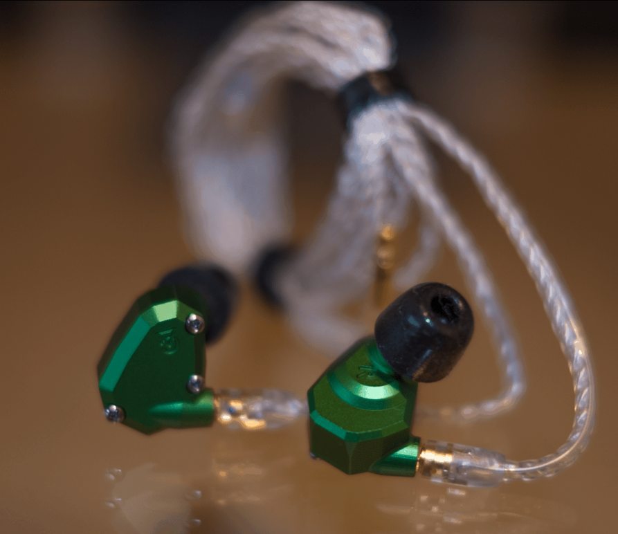 Campfire Audio Andromeda earphone unboxing | earphonia.com